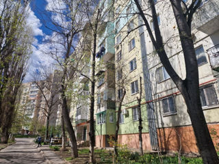 Apartament cu 3 camere, 74 m², Ciocana, Chișinău foto 3