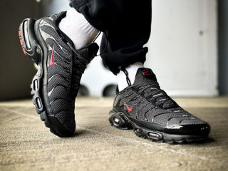 Nike air Max Tn Plus Black/Red Reflective Silver foto 3