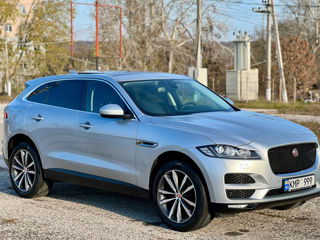 Jaguar F-PACE foto 3