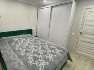 Apartament cu 2 camere, 66 m², Botanica, Chișinău foto 3