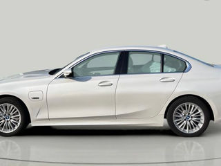 BMW 3 Series foto 4