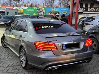 Mercedes E-Class foto 5