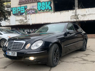 Mercedes E-Class foto 6