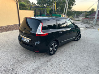 Renault Grand Scenic foto 1