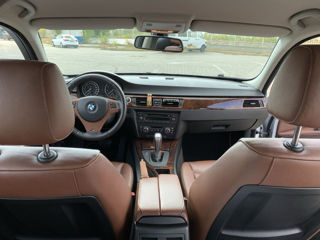 BMW 3 Series foto 8