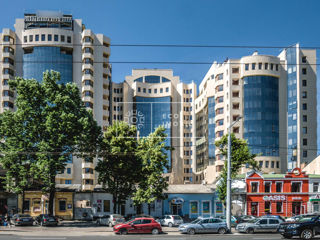 Apartament cu 3 camere, 145 m², Centru, Chișinău foto 20