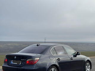 BMW 5 Series foto 5