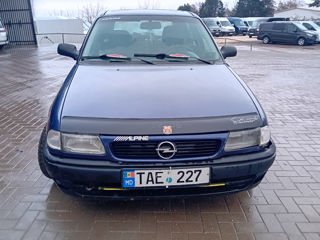 Opel Astra foto 7