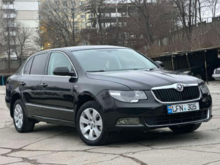 Skoda Superb foto 3