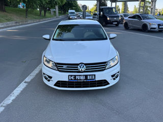 Volkswagen Passat CC foto 2