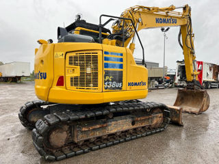 Komatsu PC138 US foto 2