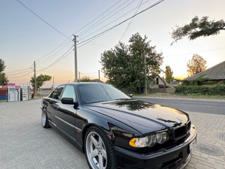 BMW 7 Series foto 5