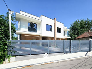 Spre vînzare casă de tip Duplex, amplasat în regiunea Sculeni pe strada Milano.