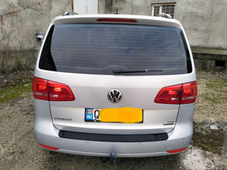 Volkswagen Touran foto 4