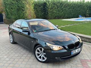 BMW 5 Series foto 7