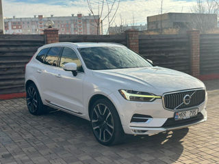 Volvo XC60 foto 2