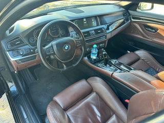 BMW 5 Series foto 4