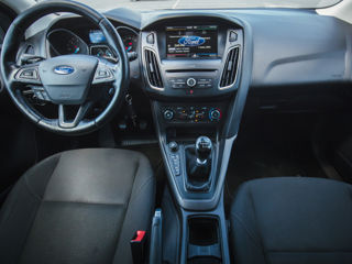 Ford Focus foto 6