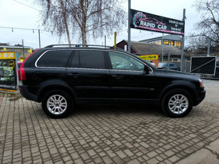 Volvo XC90 foto 8