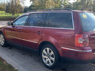 Volkswagen Passat foto 1