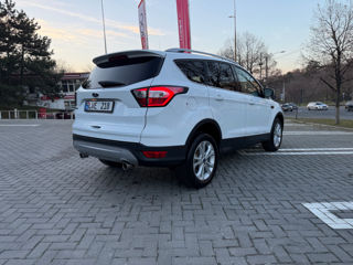 Ford Kuga foto 4