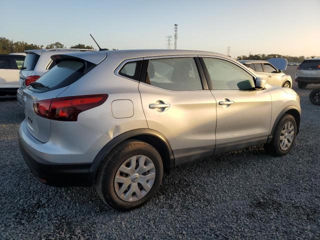 Nissan Rogue foto 4