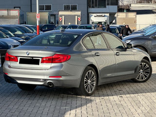 BMW 5 Series foto 3