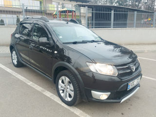 Dacia Sandero Stepway foto 2