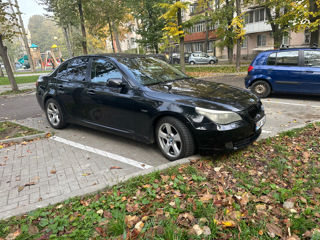 BMW 5 Series foto 2