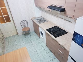 Apartament cu 2 camere, 56 m², Centru, Chișinău