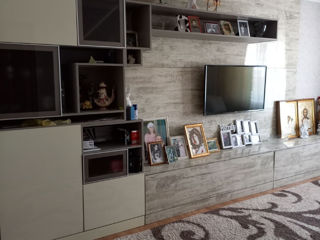 Apartament cu 3 camere, 70 m², Centru, Drochia foto 1