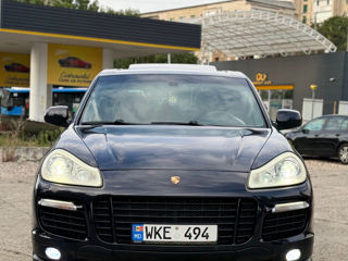 Porsche Cayenne foto 1