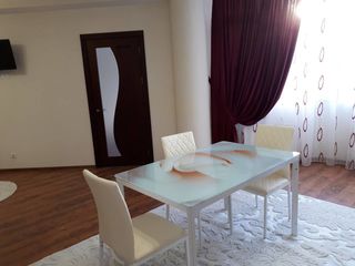 Centru Orasului, Dormitor+living, Str. Melestiu, Urgent 400€!!! foto 7