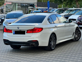 BMW 5 Series foto 4