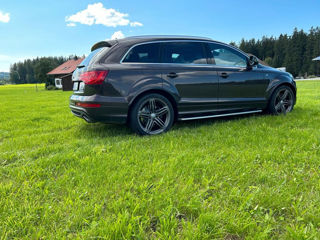 Audi Q7 foto 2