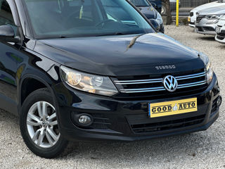 Volkswagen Tiguan foto 2