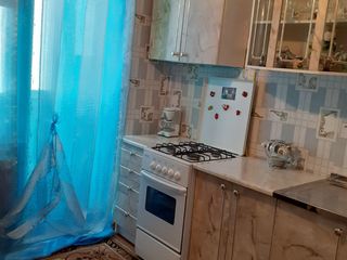 Vând apartament în Cimișlia suprafața totală 53 m2 foto 5