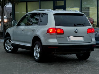 Volkswagen Touareg foto 5