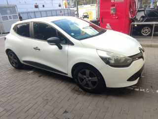 Renault Clio foto 2