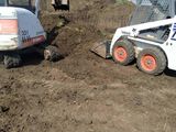 Compactor Catoc Mini excavator Bobcat servicii foto 5
