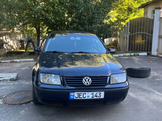 Volkswagen Bora foto 1