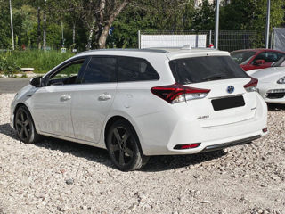 Toyota Auris foto 4