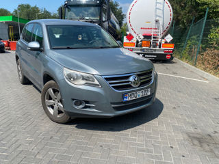 Volkswagen Tiguan foto 2