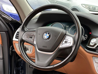 BMW 7 Series foto 9