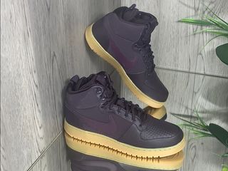 Nike Ebernon Mid Winter foto 1