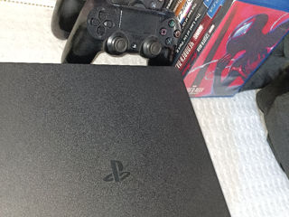 PS4 slim