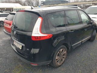 Renault Grand Scenic foto 2