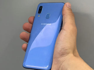 Samsung Galaxy A40 64/4 GB