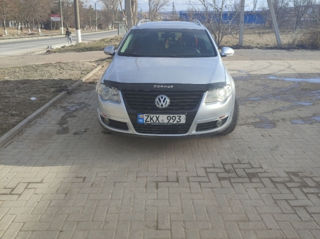 Volkswagen Passat foto 2