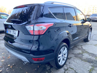 Ford Kuga foto 4